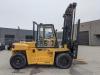 CAT DP100 forklift